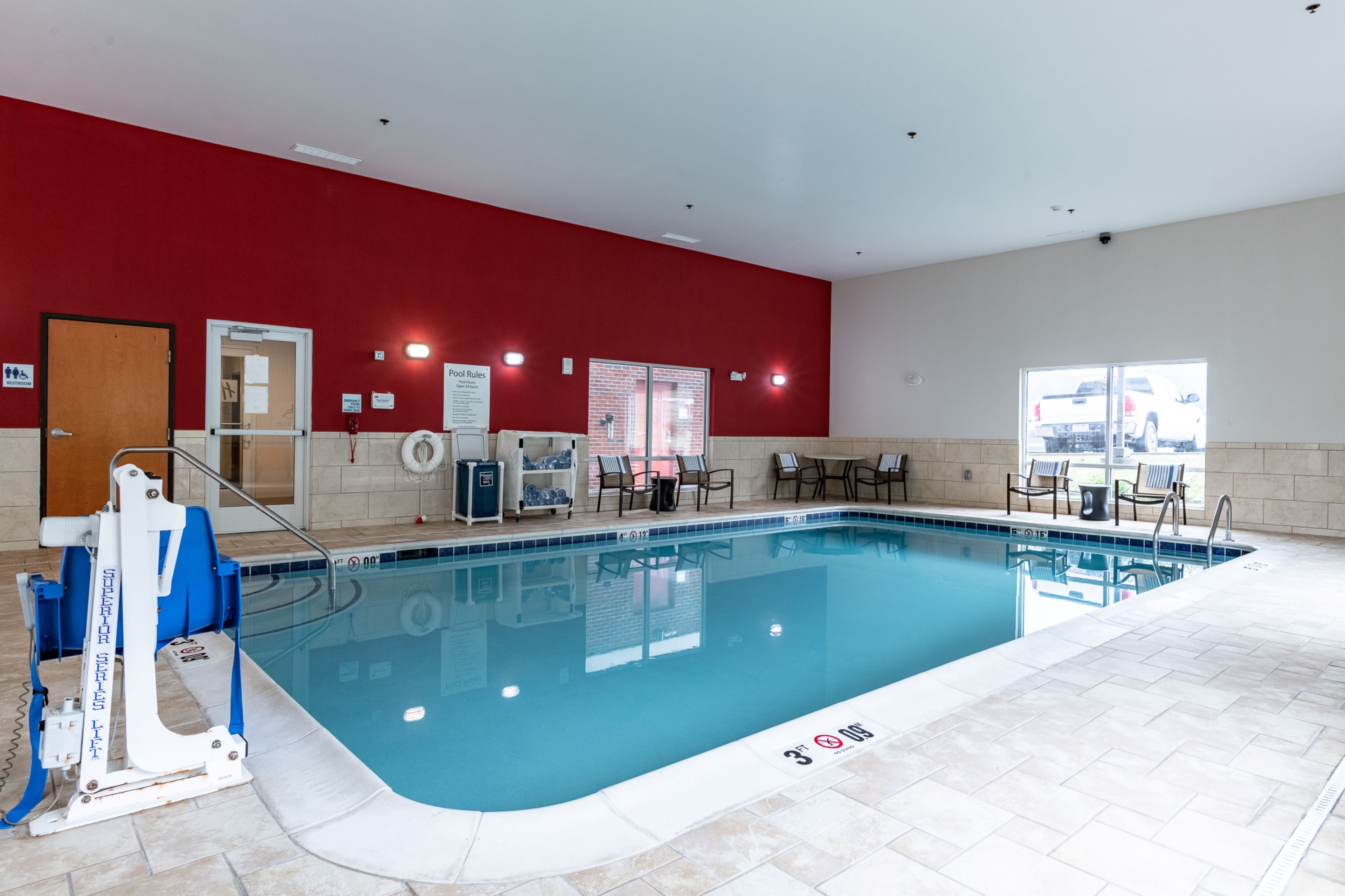 holiday inn express and suites new martinsville by ihg