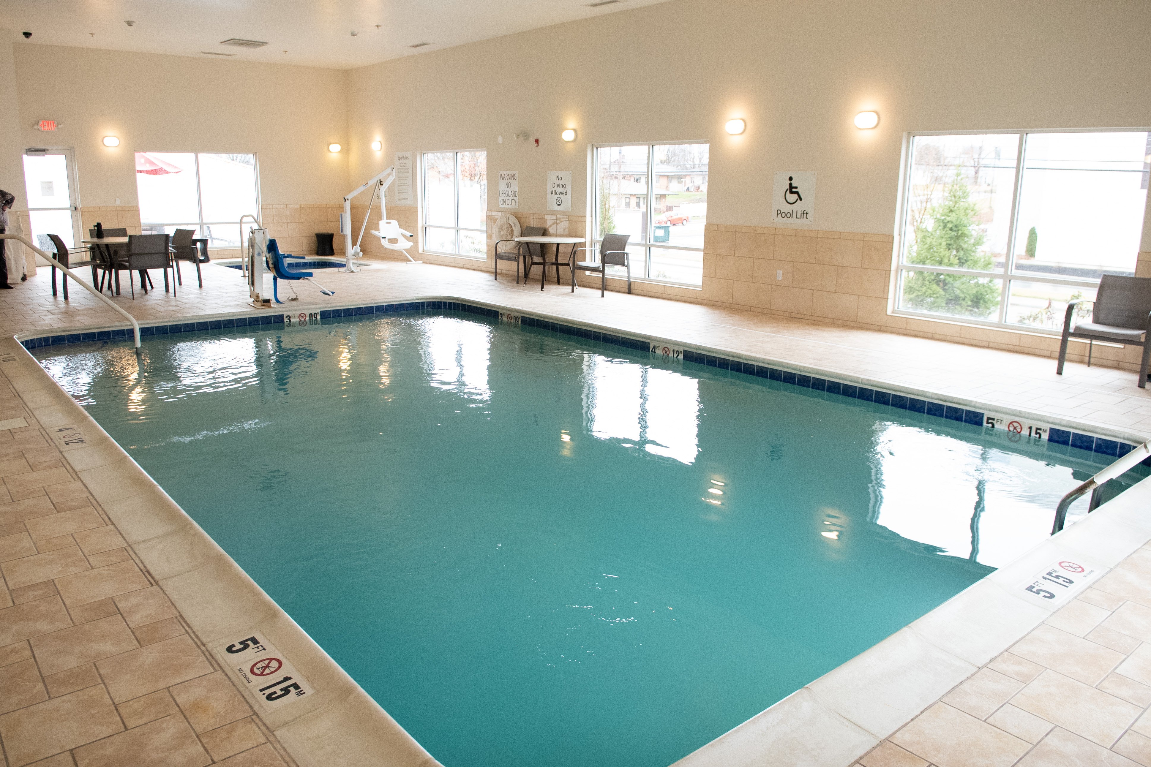 holiday inn express and suites new martinsville by ihg