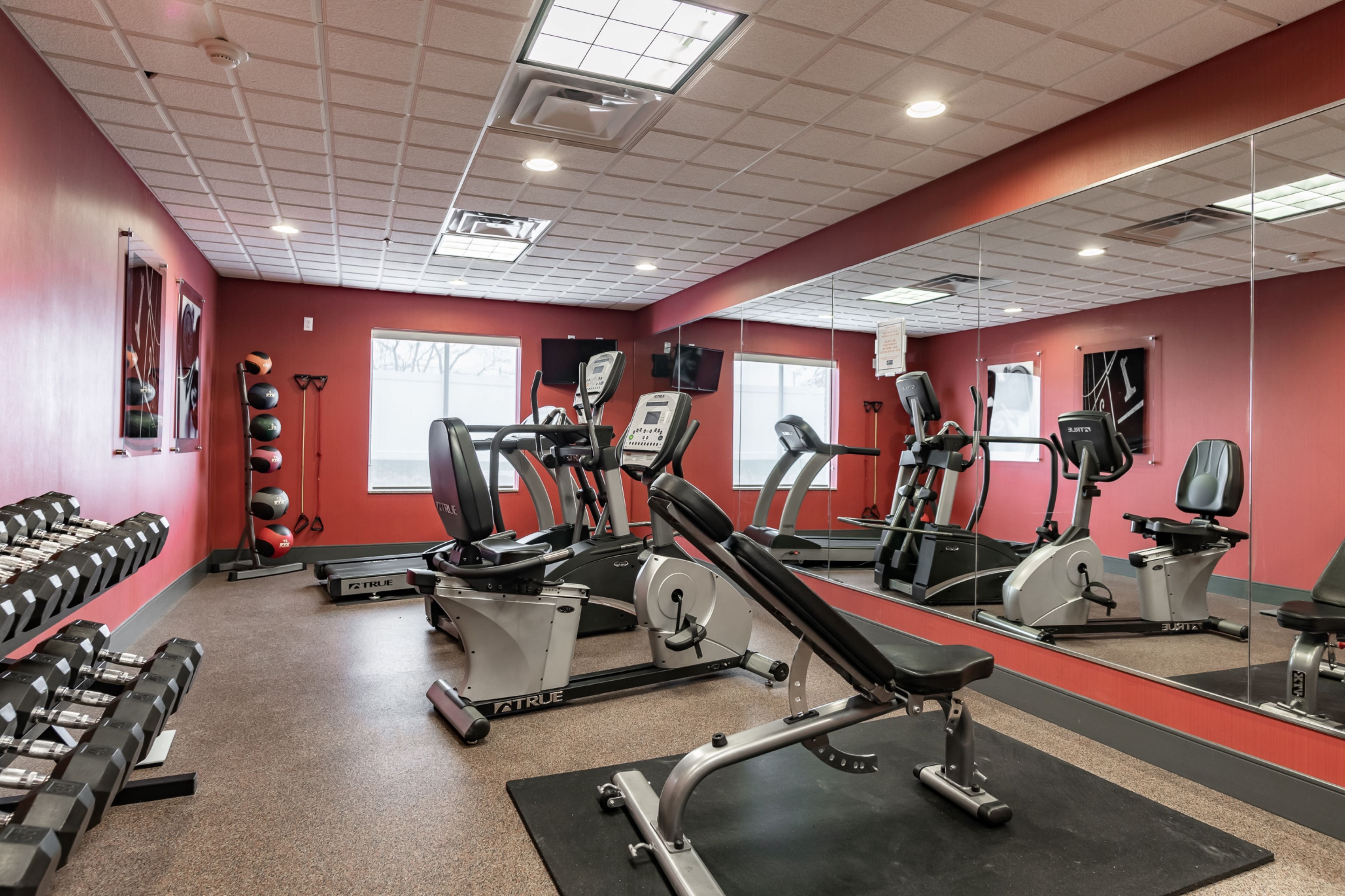holiday inn express and suites new martinsville by ihg