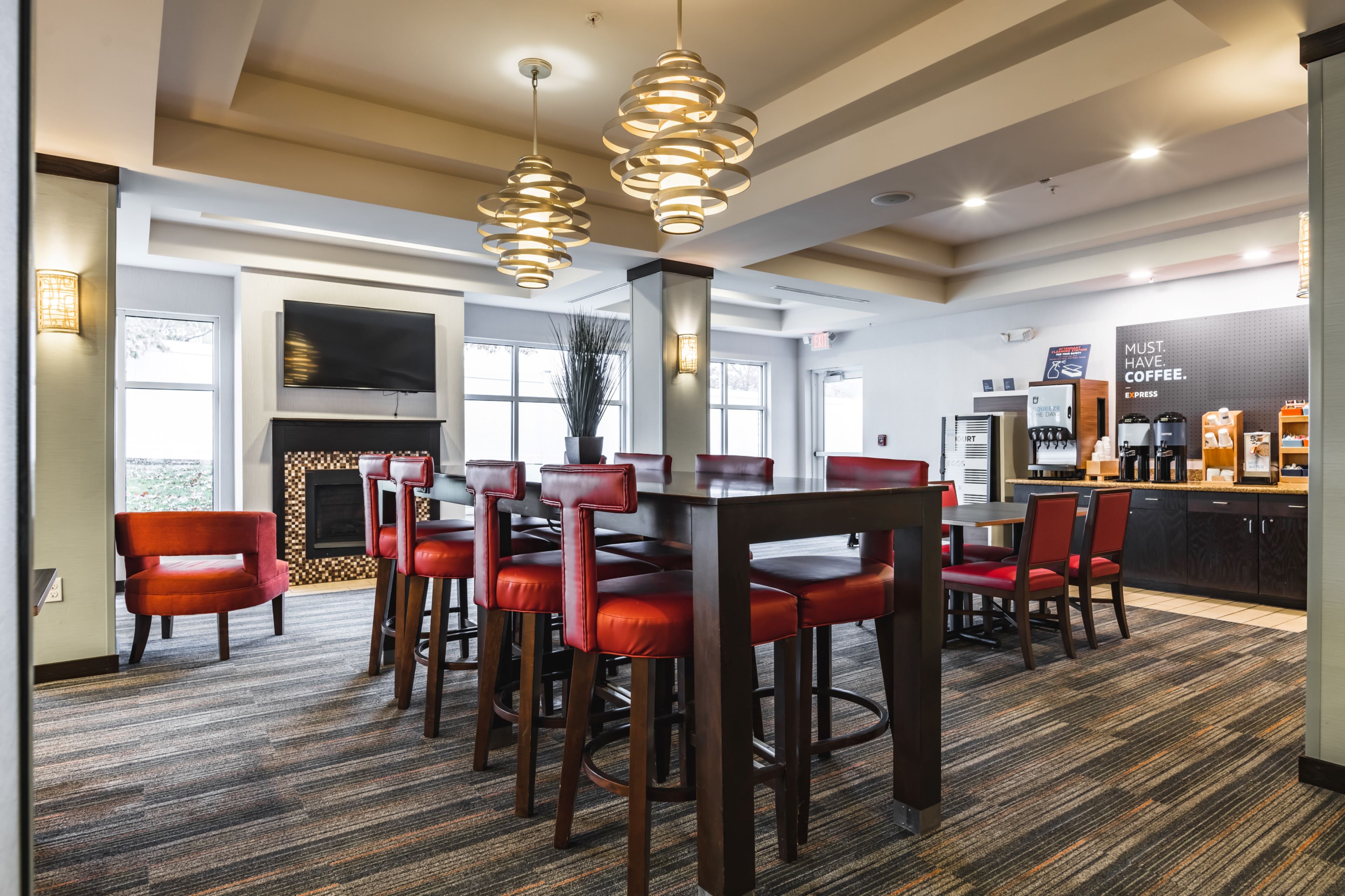 holiday inn express and suites new martinsville by ihg
