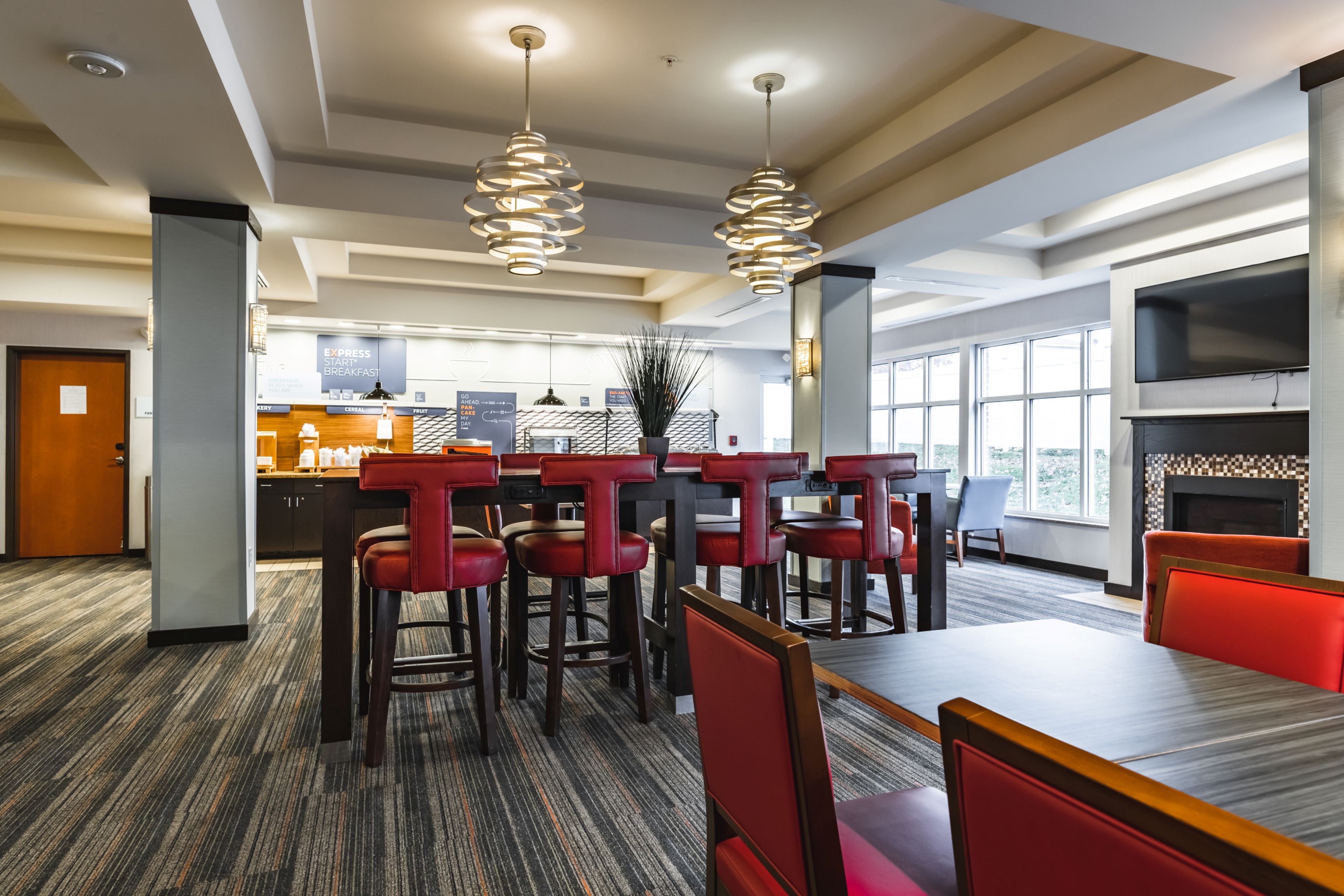 holiday inn express and suites new martinsville by ihg