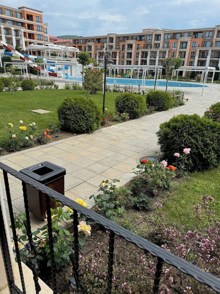 premier fort beach sveti vlas