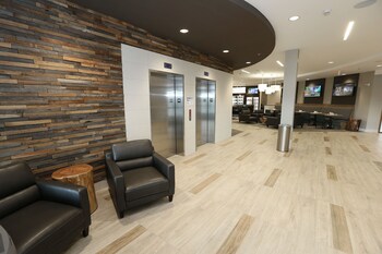 best western plus sawridge suites