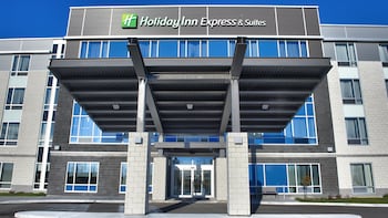 holiday inn express and suites vaudreuil by ihg