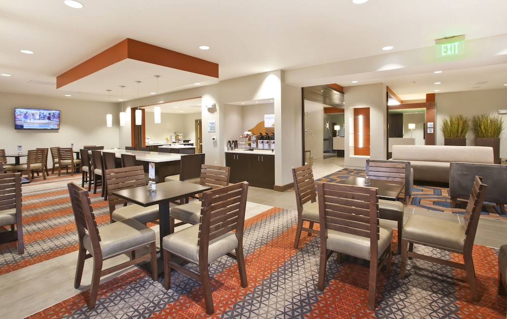 holiday inn express and suites hot springs by ihg