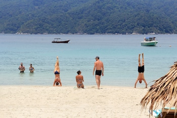 bubu long beach resort