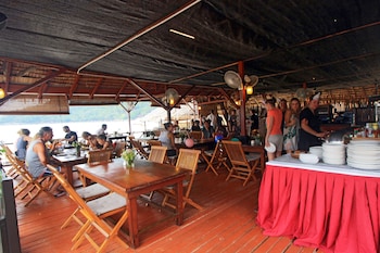 bubu long beach resort