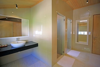 bubu long beach resort