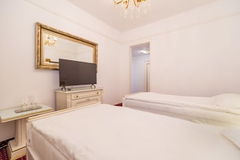 hotel imparatul romanilor