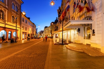 Hotel Imparatul Romanilor,Haller Bastion>>Sibiu,4 star