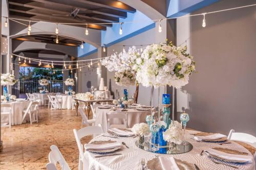embassy suites by hilton dorado del mar beach resort