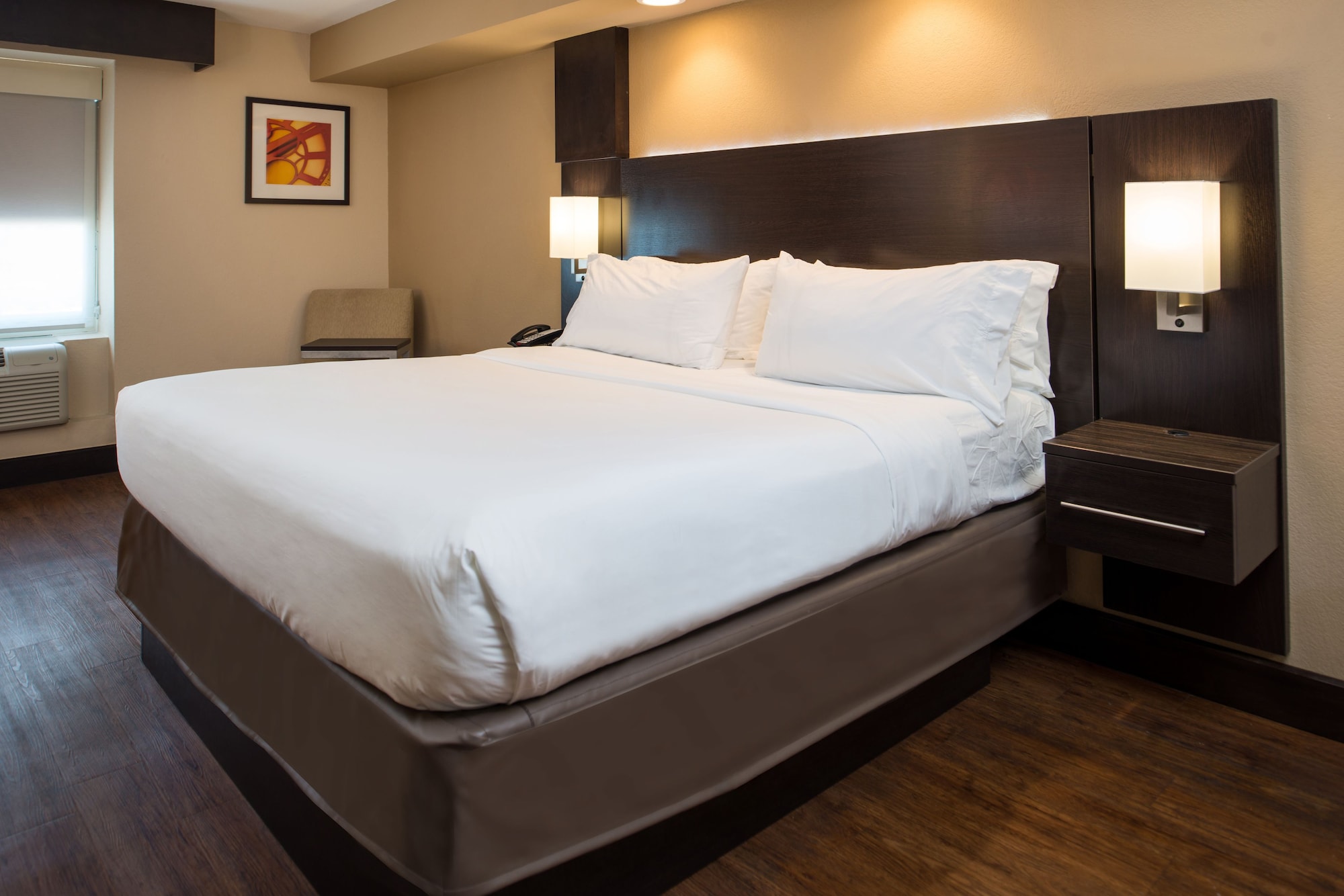 holiday inn express and suites san antonio medical six flags