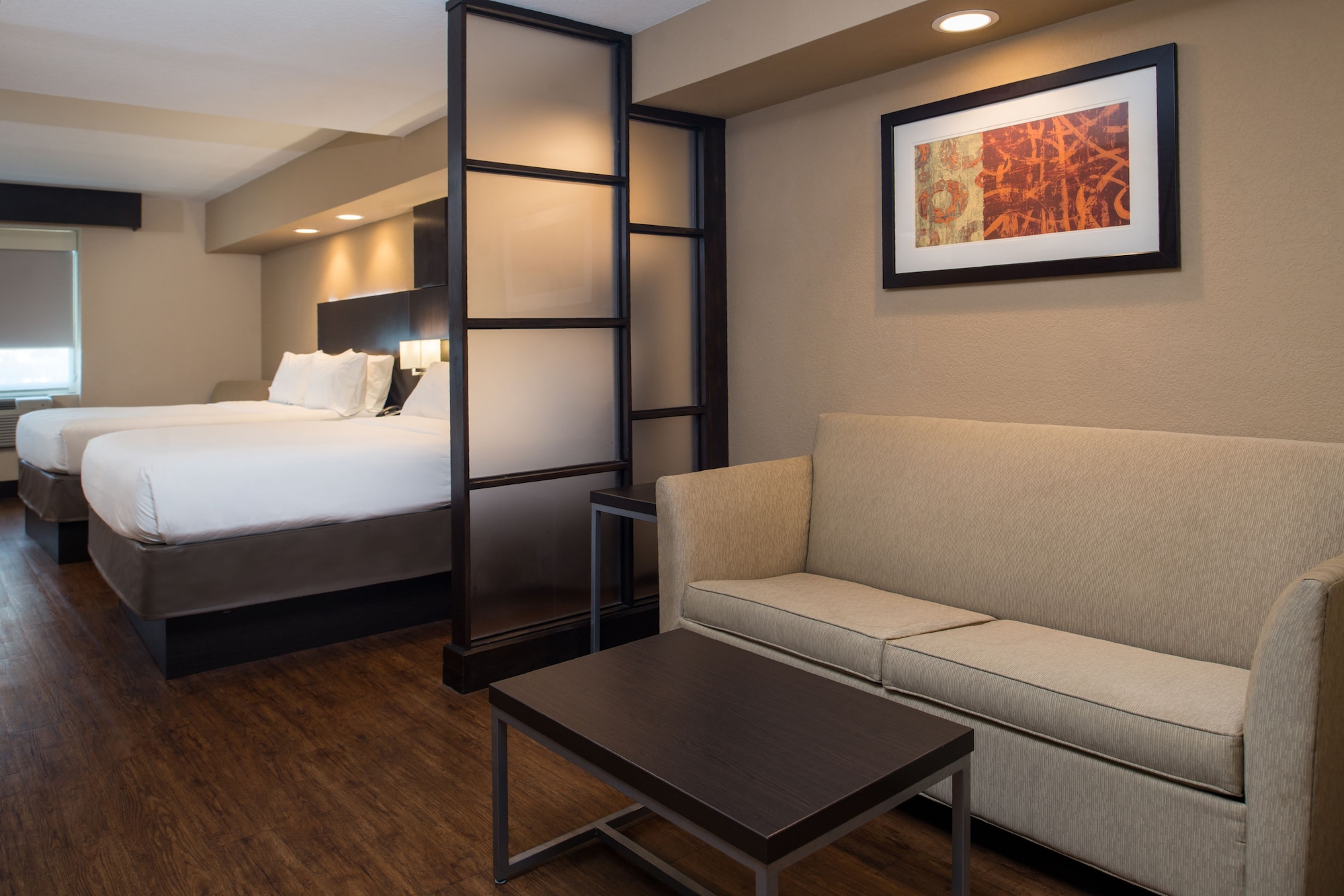 holiday inn express and suites san antonio medical six flags