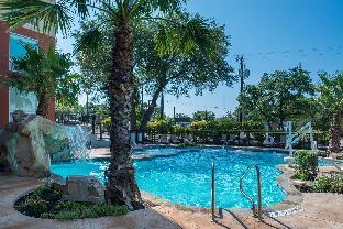 holiday inn express and suites san antonio medical six flags