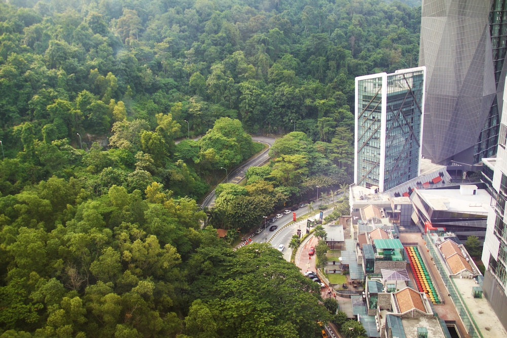 qliq damansara