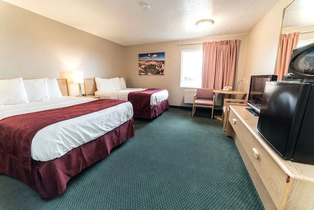 red ledges inn