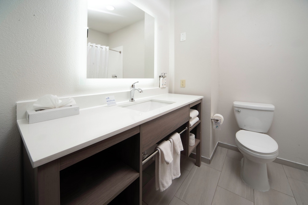 holiday inn express and suites little rock west by ihg