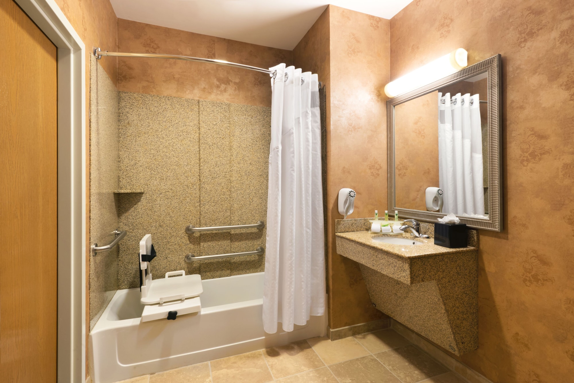 holiday inn express and suites little rock west by ihg