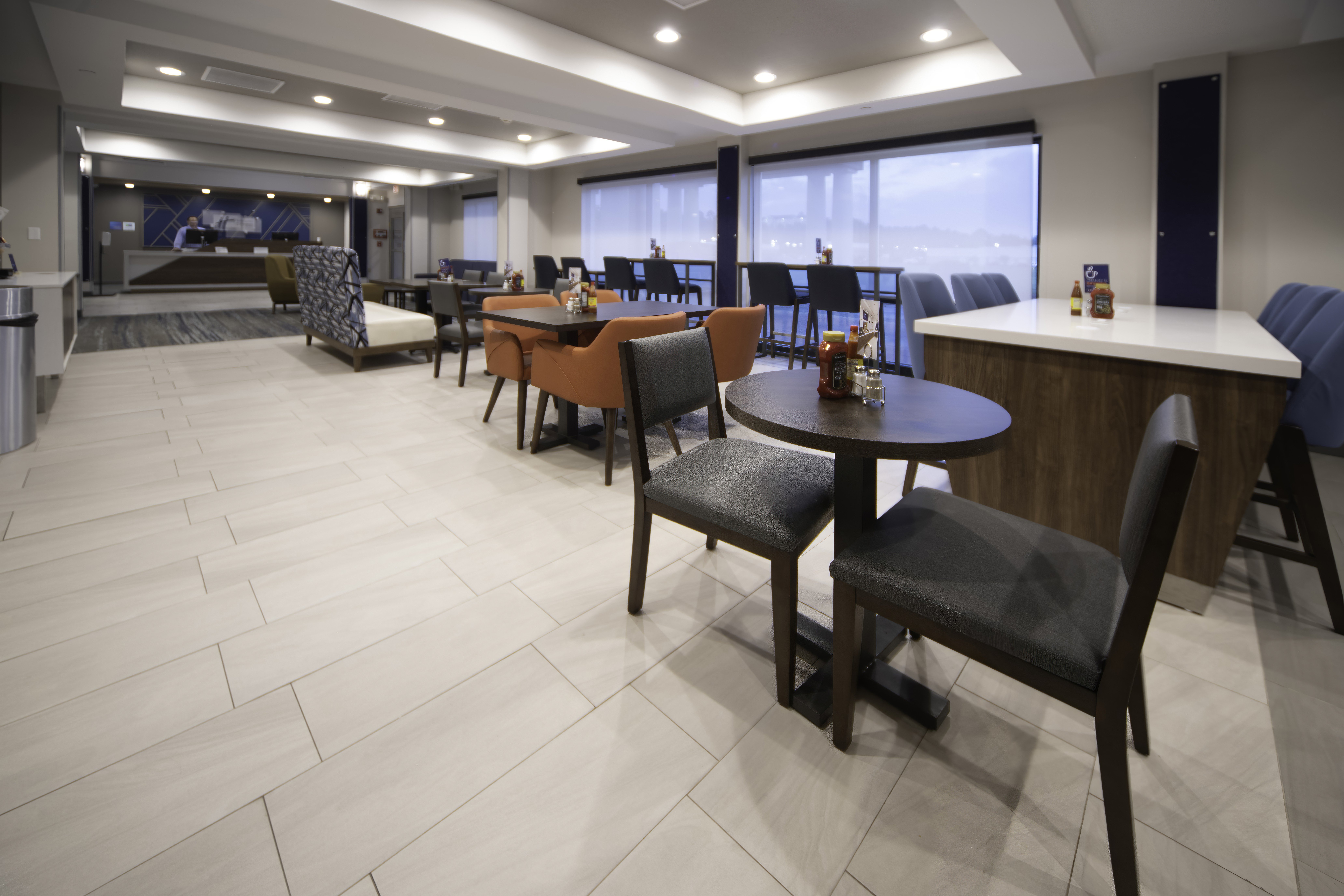 holiday inn express and suites little rock west by ihg