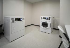 holiday inn express and suites little rock west by ihg