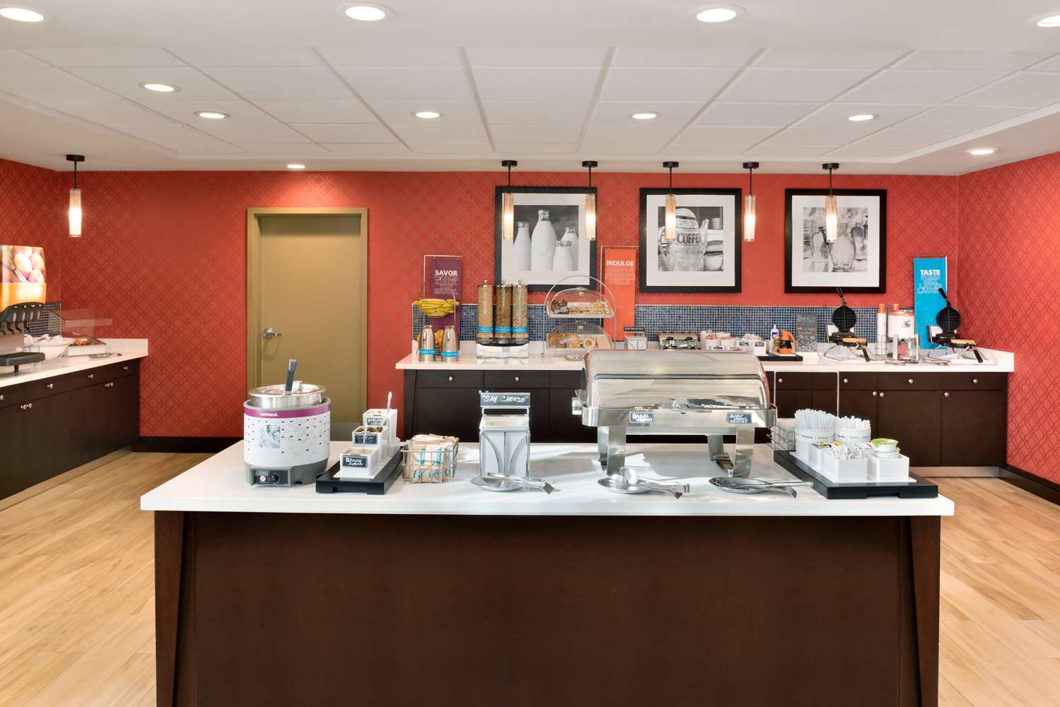 hampton inn and suites monroe