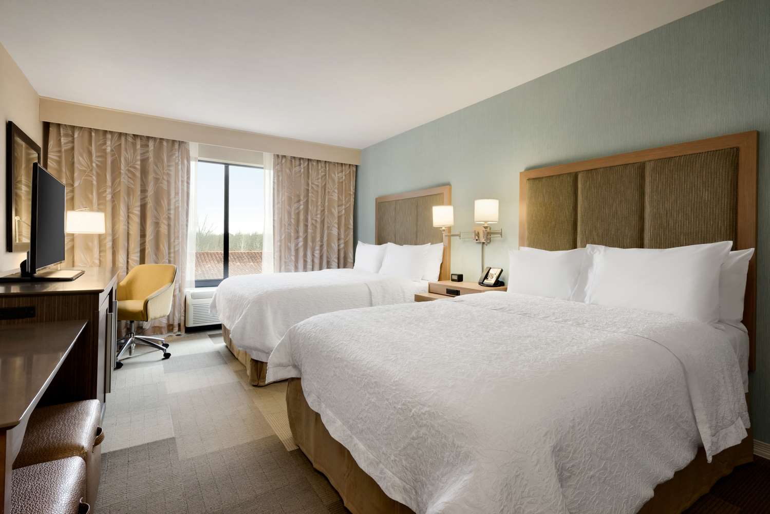 hampton inn and suites monroe