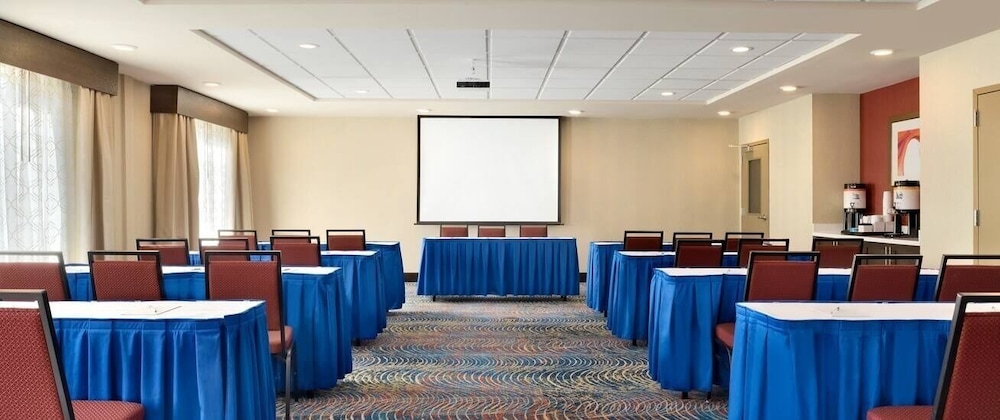 hampton inn and suites monroe