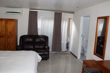 purple olive guest house