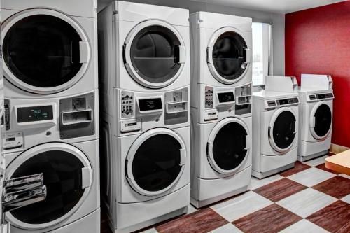 towneplace suites bakersfield west