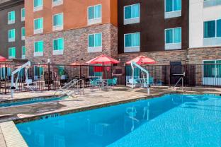 towneplace suites bakersfield west
