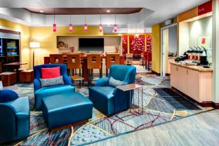 towneplace suites bakersfield west