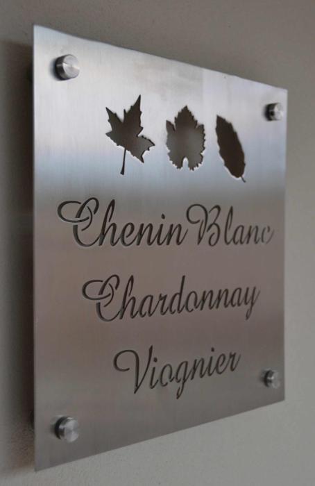 under oaks guesthouse