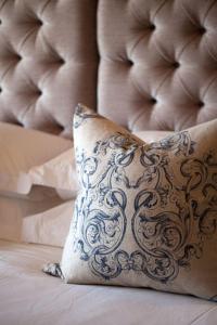 under oaks guesthouse