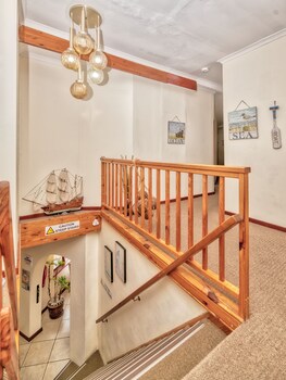 Mermaid Guest House,Cape Town>>Arniston,3 star