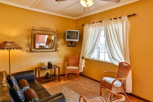 olive grove guest farm