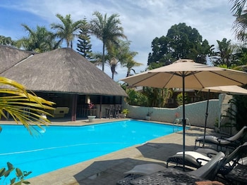St Lucia Safari Lodge,Hluhluwe>>Durban,4 star