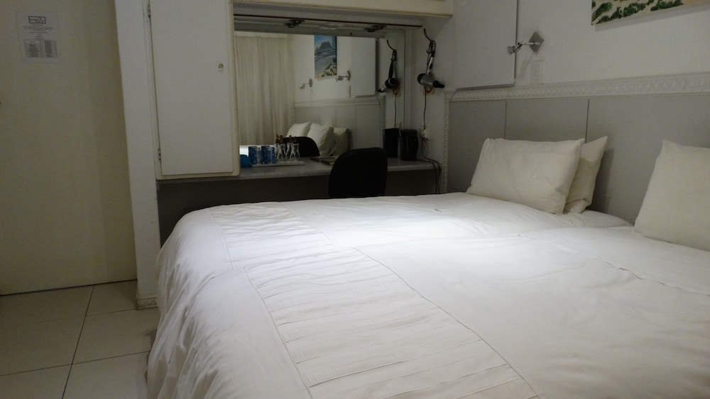 sleepers villa
