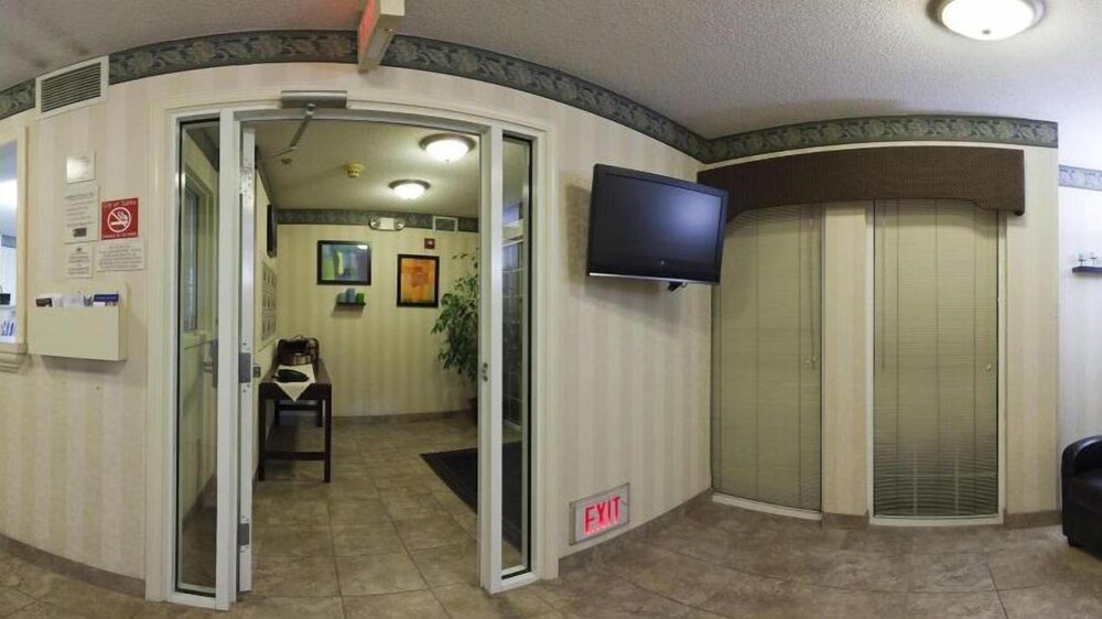 candlewood suites salina by ihg