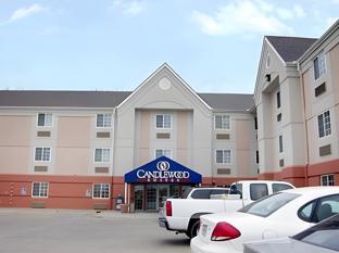 candlewood suites salina by ihg