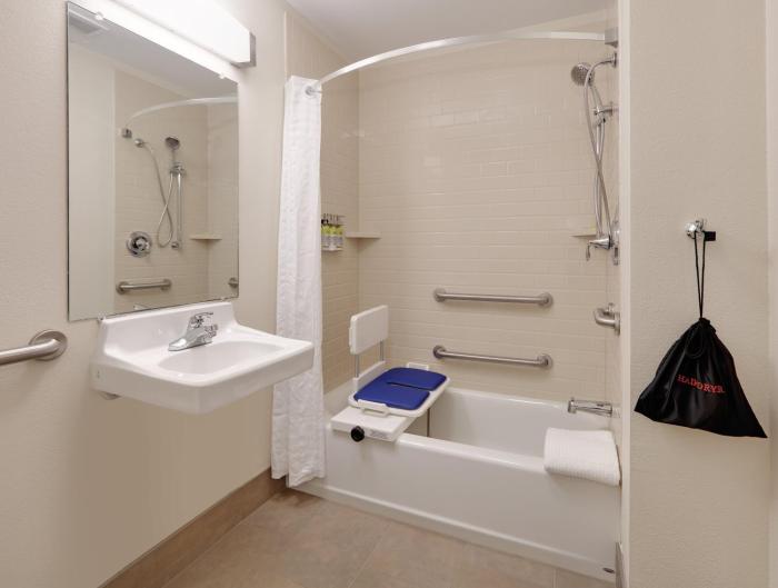 candlewood suites salina by ihg
