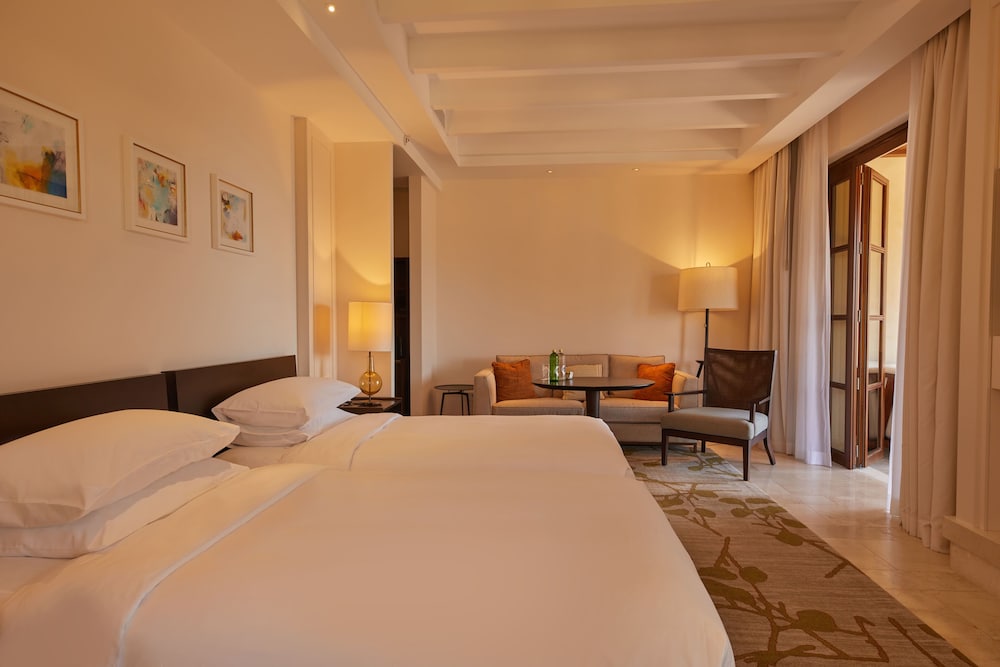 cap vermell grand hotel