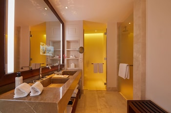 cap vermell grand hotel