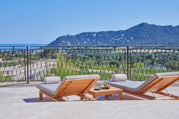 cap vermell grand hotel