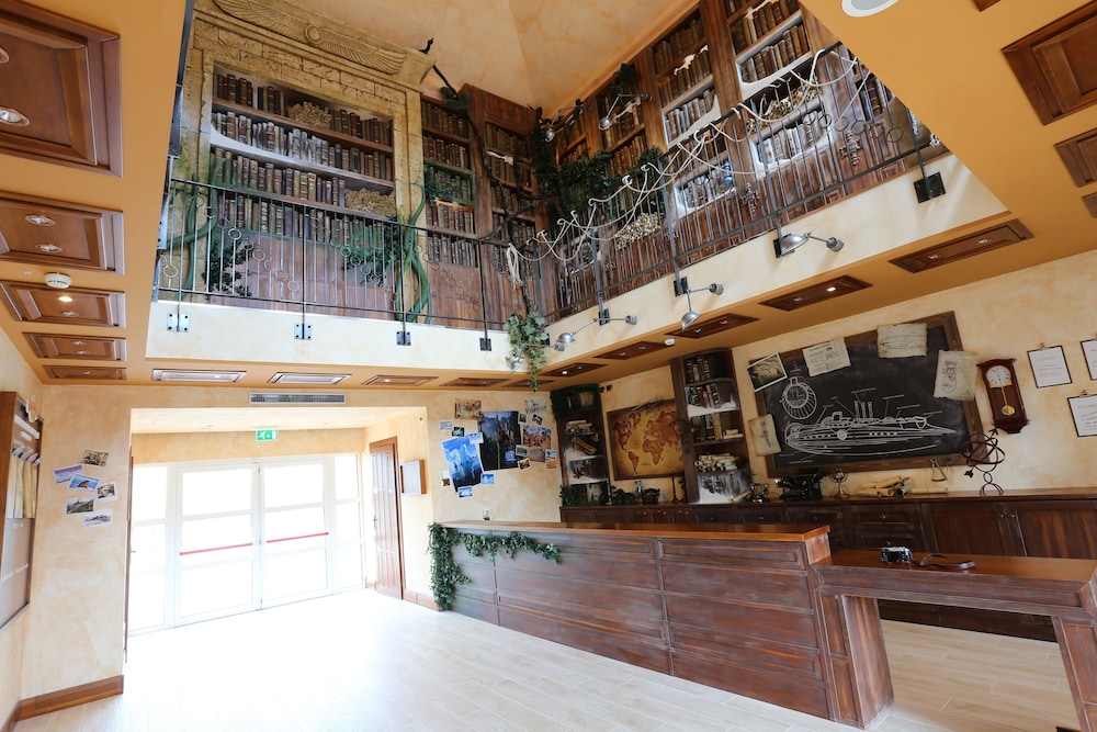 gardaland adventure hotel