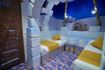 gardaland adventure hotel