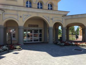 gardaland adventure hotel