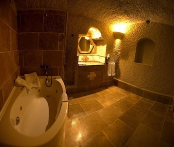 has cave konak