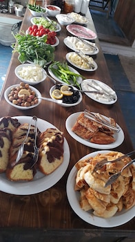 has cave konak