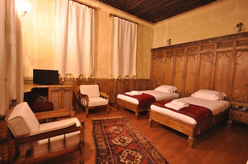has cave konak