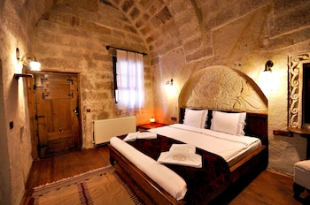 has cave konak